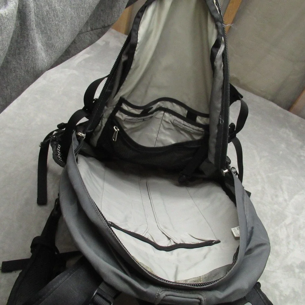 North Face Backpack Unisex One Size Red Big Shot Hiking Travel Technical‎ Rugged